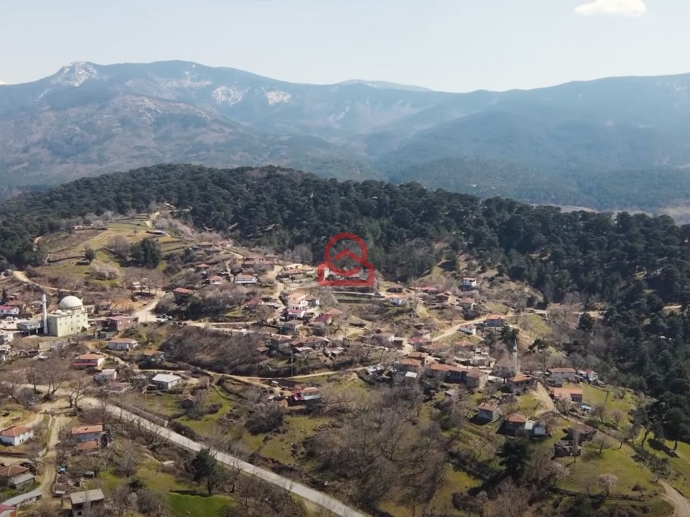 Gözde Bölge Serhat Köyü 925 m² Yüksek KAKS Satılık Arsa